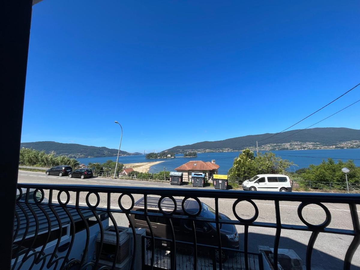 Apartamentos A Illa Redondela Bagian luar foto