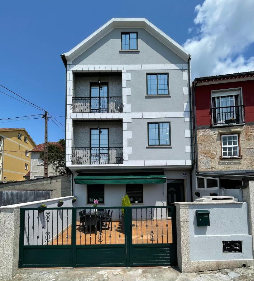 Apartamentos A Illa Redondela Bagian luar foto